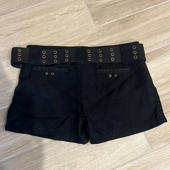 Juice Couture size 4 black shorts with belt never worn Lyocell and Linen - Picture 5 of 8